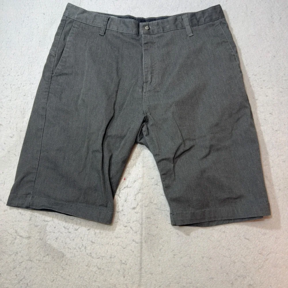 Volcom chino shorts